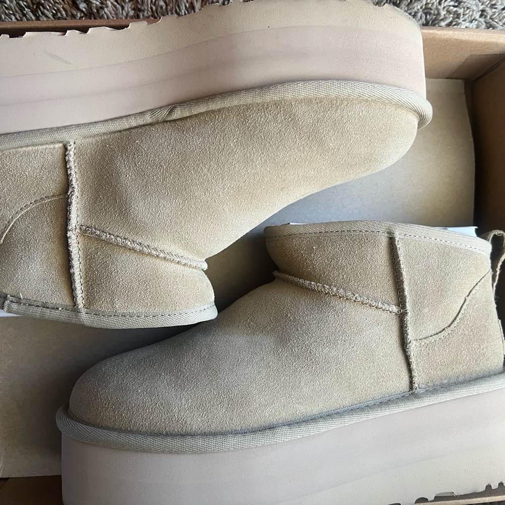 UGG Classic Ultra Mini Platform